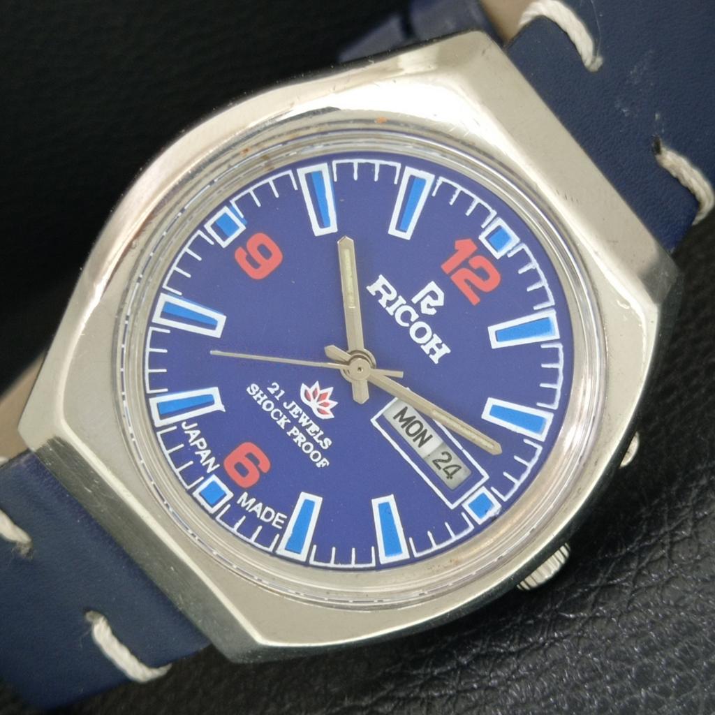 

VINTAGE RICOH R31 AUTOMATIC JAPAN MENS BLUE COLOR DIAL WATCH a707650-1