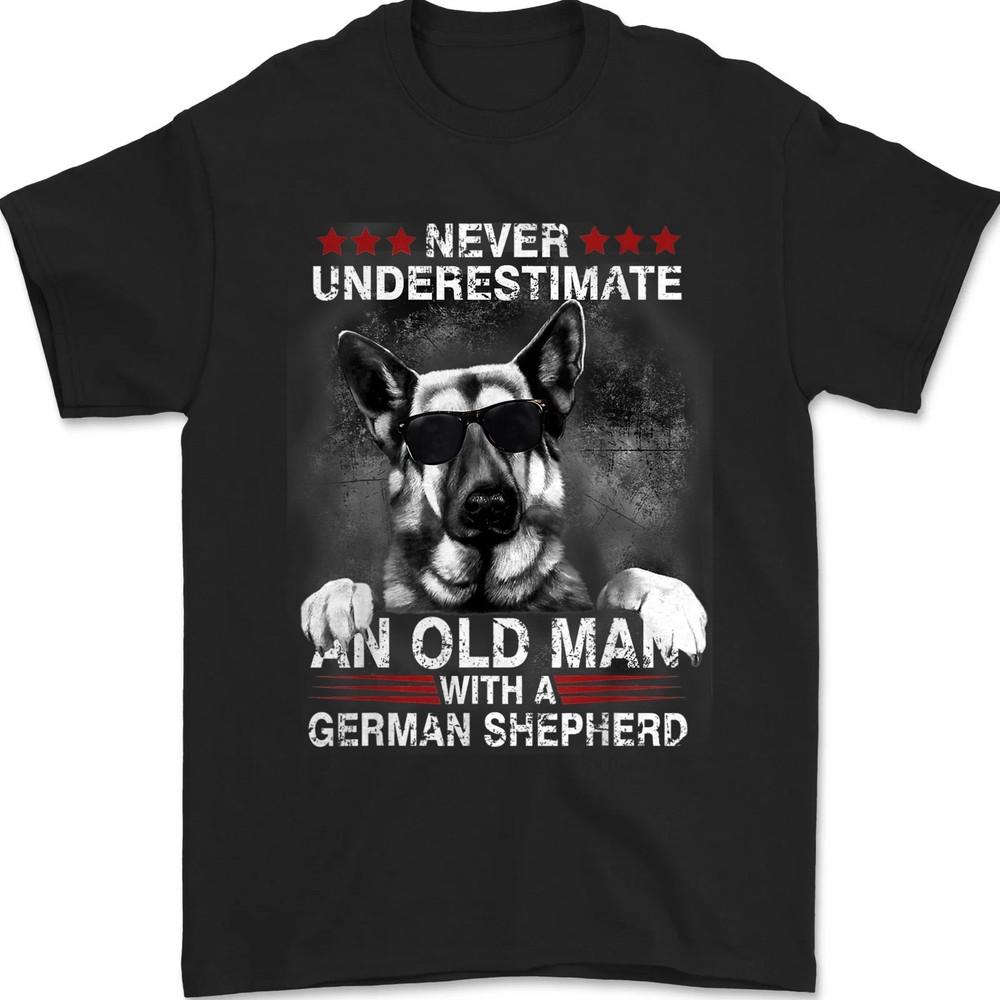 

Never Underestimate An Old Man - German Shepherd Dog, Dog Lover Unisex T-Shirt 3XL