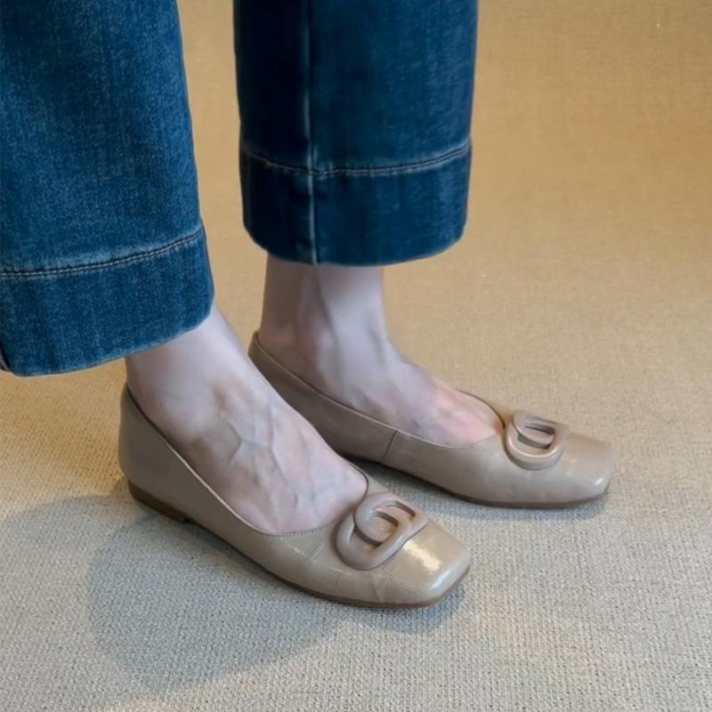 Sheepskin Leather Shoes Versatile Flat-soled Grandma Shoes Women's Shallow Mouth Square Head One Pedal Commuting Mary Jane Single Shoes