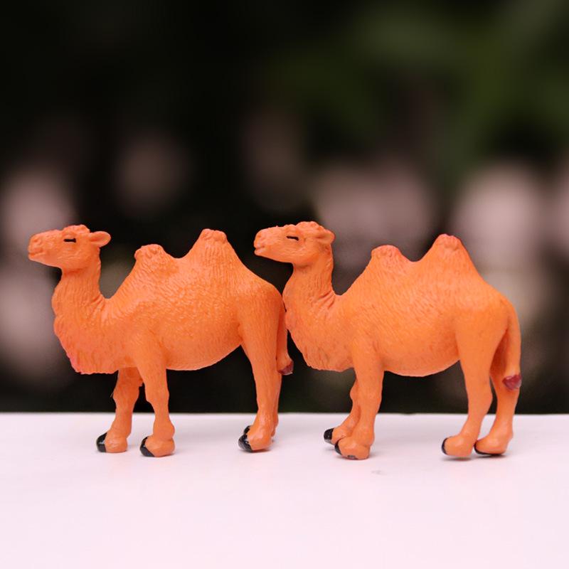 

Desert Camel Mini Model Toy - Micro-Landscape Desktop Decoration Ornament