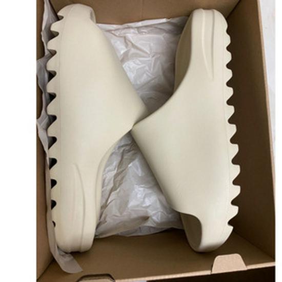 Men's Fashionable Non-Slip Summer Flip-Flops 2025 - Wear-Resistant Soft Sole Sandals