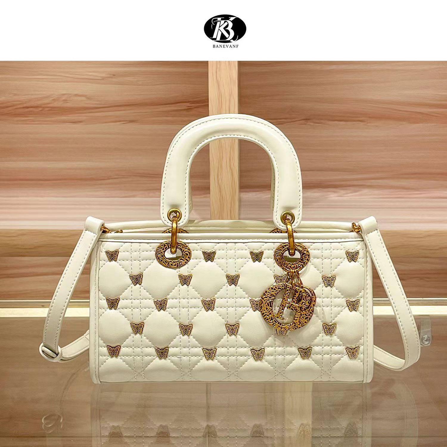 

2024 Fashion Princess Diana Women s Diamond Handbag: Crossbody and Shoulder Bag слонова кістка/білий