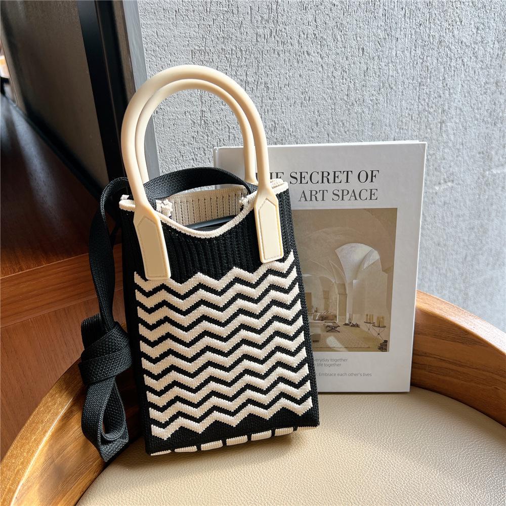 Plaid Cartoon Women's Crossbody Mini Bag: Cute, Lightweight, Knitted Phone Holder for Parent-Child Matching (2024)