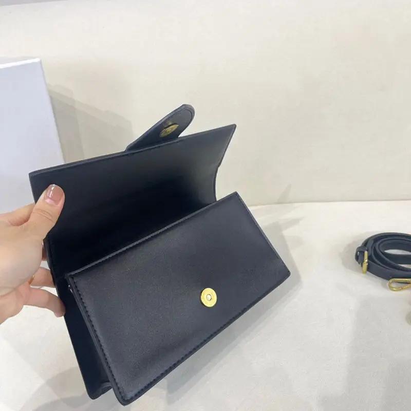 Dámská taška Trend PU Kůže Messenger Taška Luxusní Značka Crossbody Tašky Dámská Vysoce Kvalitní Taška přes Rameno Kabelky pro Ženy