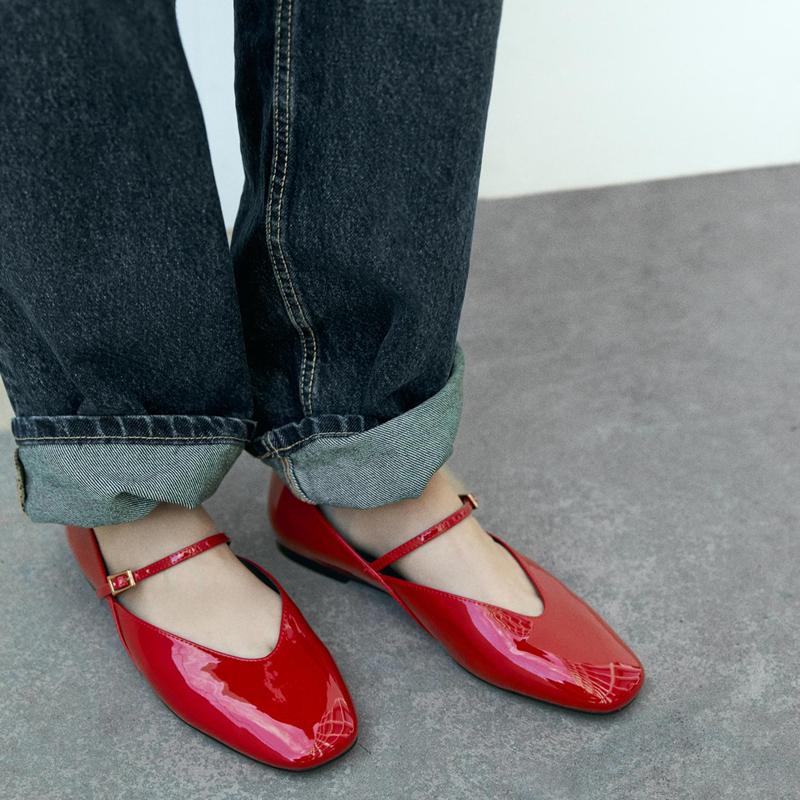 Fashion Women's Fashion Flat Shoes Spring New Square Head Shallow Mouth Word with Soft Sole Anti-slip Wear-resistant Single Shoes