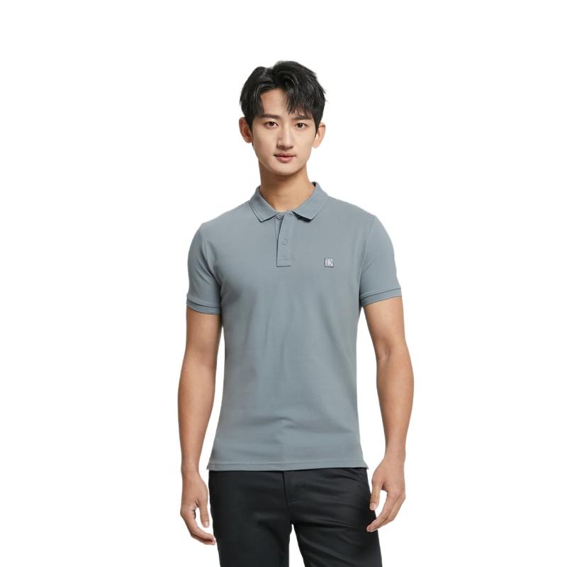 Calvin Klein Pánská polokošile s krátkým rukávem a vyšívaným logem v jednotné barvě Šedozelená J324246-PN6