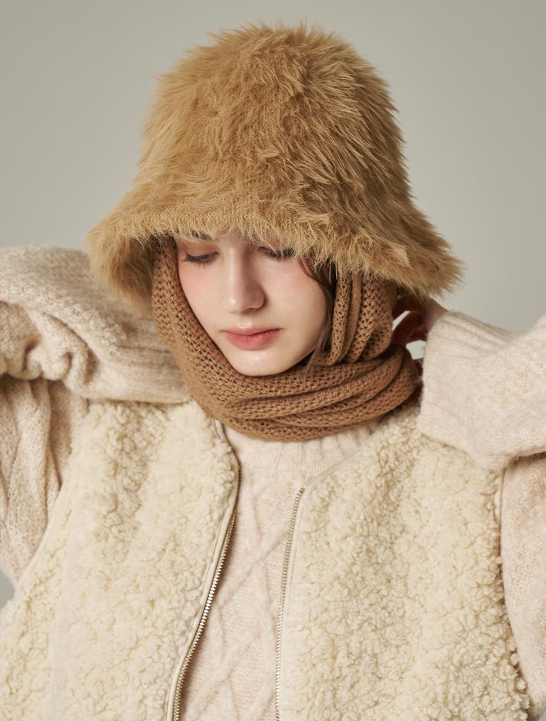 Hwaiteusaenjeu Detachable Scarf Hairy Round Hat Leonna (4 Colors)