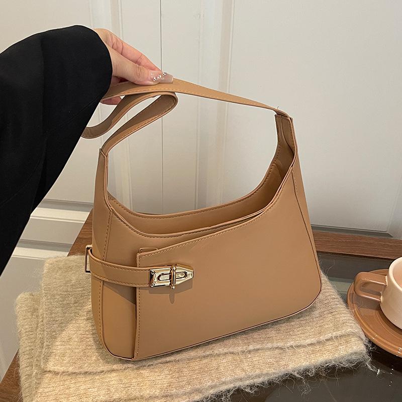 

Niche design textured underarm bag 2025 winter new temperament versatile commuter shoulder bag black handbag хаки