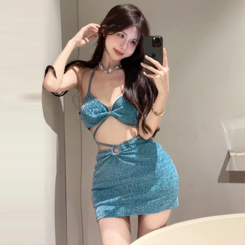 

Женская одежда сексуальный блестящий шейный ремень узкая юбка комплект из двух частей L