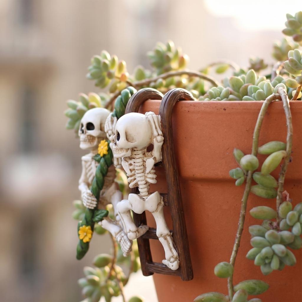 Plant Pot Hanging Ornaments That Won't Damage Plants And Sun-proof Decorative Clips Of The Plant Pot Plant Pot Hanging Orname