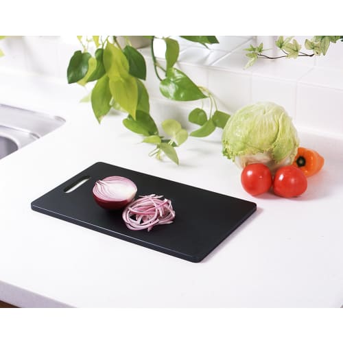 Tombow Cutting Board, Made in Japan, 37cm Wide x 22cm Deep x 1cm High, Antibacterial, Black, Shinki Synthetic