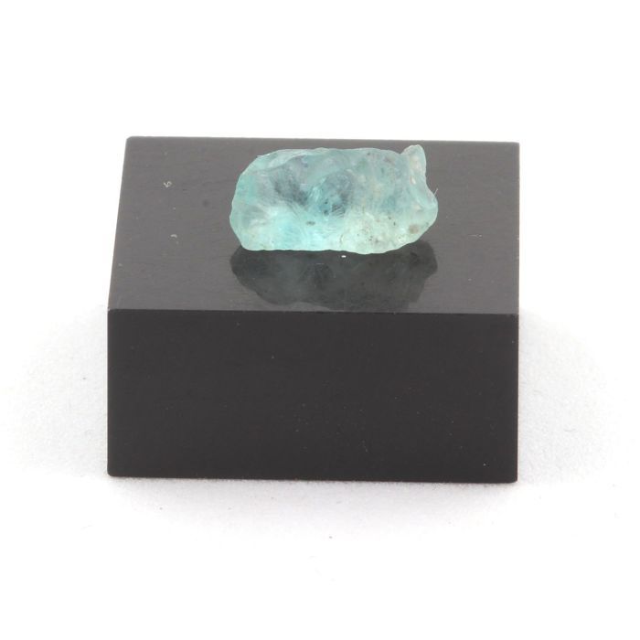 Pierres et Minéraux. Apatite Paraiba. 1.71 ct. Pakistan.