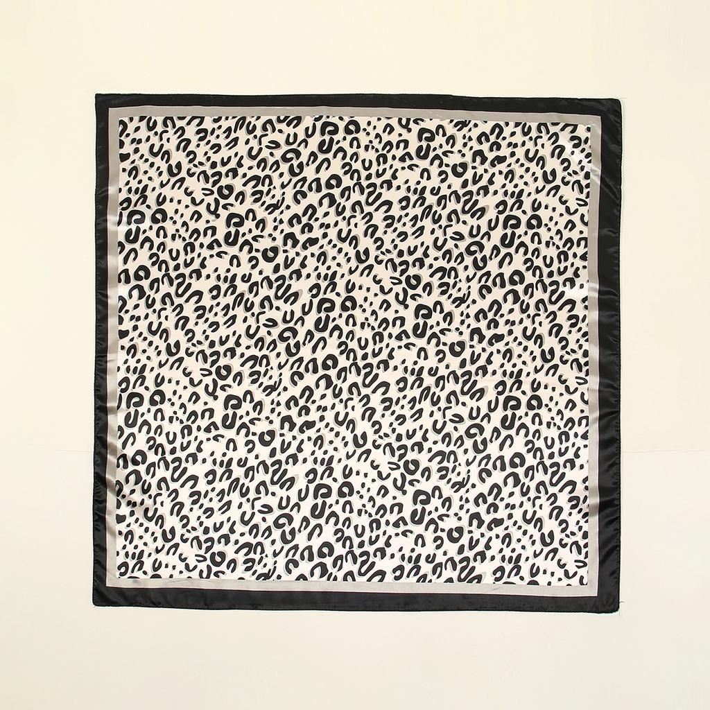 Leopard Print Silk Scarf Wrap For Designer Luxury  Kerchief Neck HeadHair Scarves Bandana Handkerchief Headscarf 90X90Cm