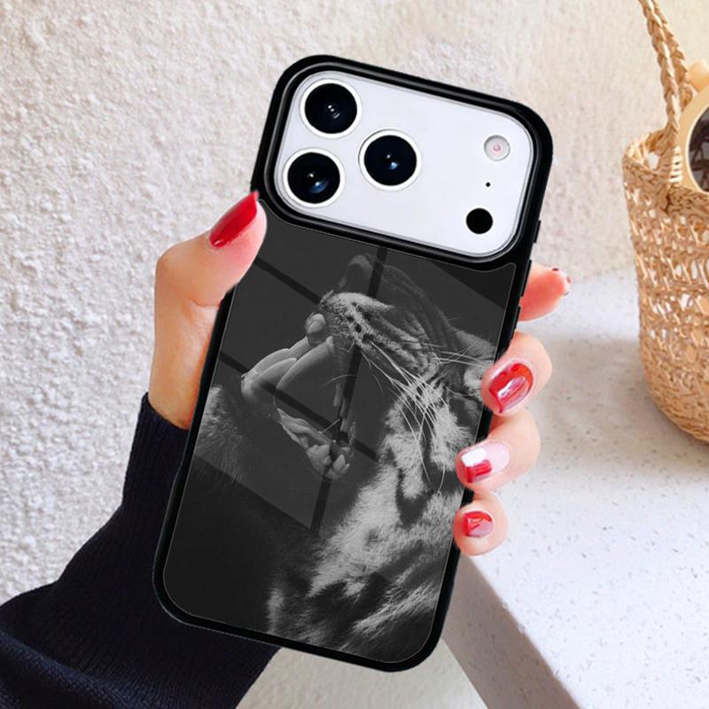 Tiger Bearing Teeth Roar Phone Case For iPhone 17 Air 16 15 14 13 12 11 Pro Max Plus