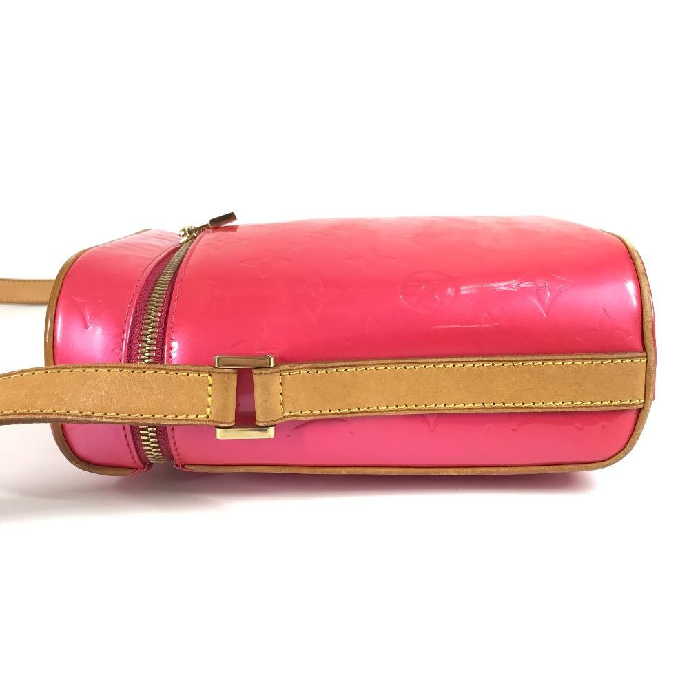 Louis Vuitton M91259 MonogramVernis Sullivan Vertical Pochette Shoulder Bag