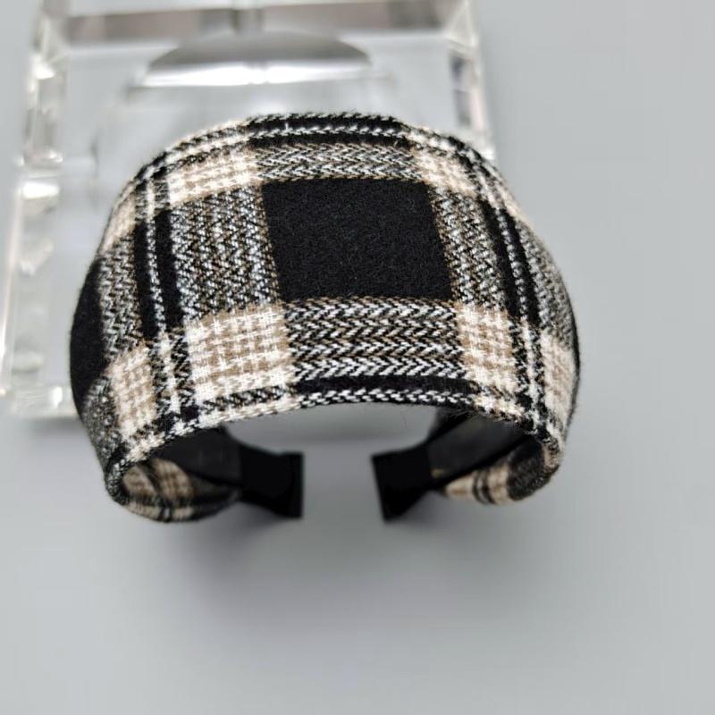 

Autumn Winter Thickened Plaid Knitted Hair Clip Headband for Women with Teeth Anti-Slip Covering White Hair Wide Edge Hairband чёрный