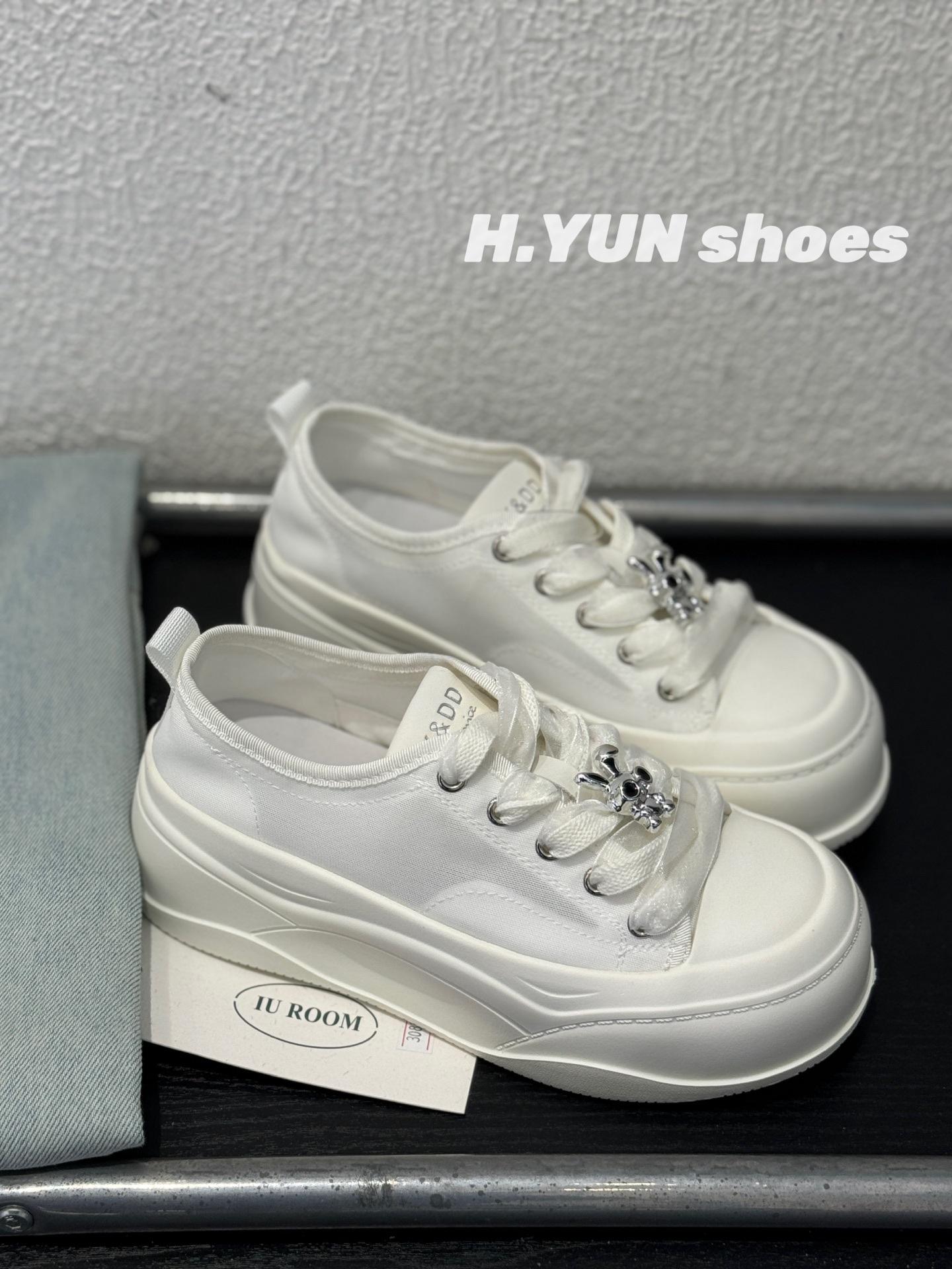 

European Station 2025 spring new leather lace-up ultra-light thick-soled muffin board shoes sports and leisure height-increasing white shoes 40 бежевый