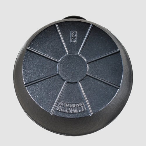 Iwachu Iron Kettle, 7-inch, Arare, Induction Cooking Compatible, Black Finish (Kamayaki), 0.9L, Nanbu Ironware, 11720