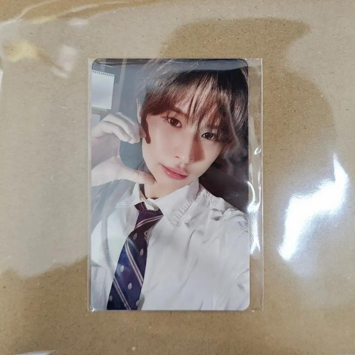 

Туры Япония Одиночный Магазин Universal Music Розыгрыш Кёнмин