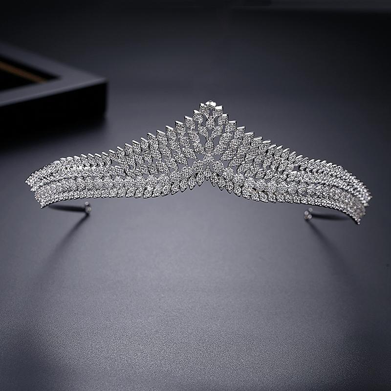 LUOTEEMI Women Elegant Crown Jewelry Hair Crown Bride Brass Tiara Bridal Crystal Pearl Crown