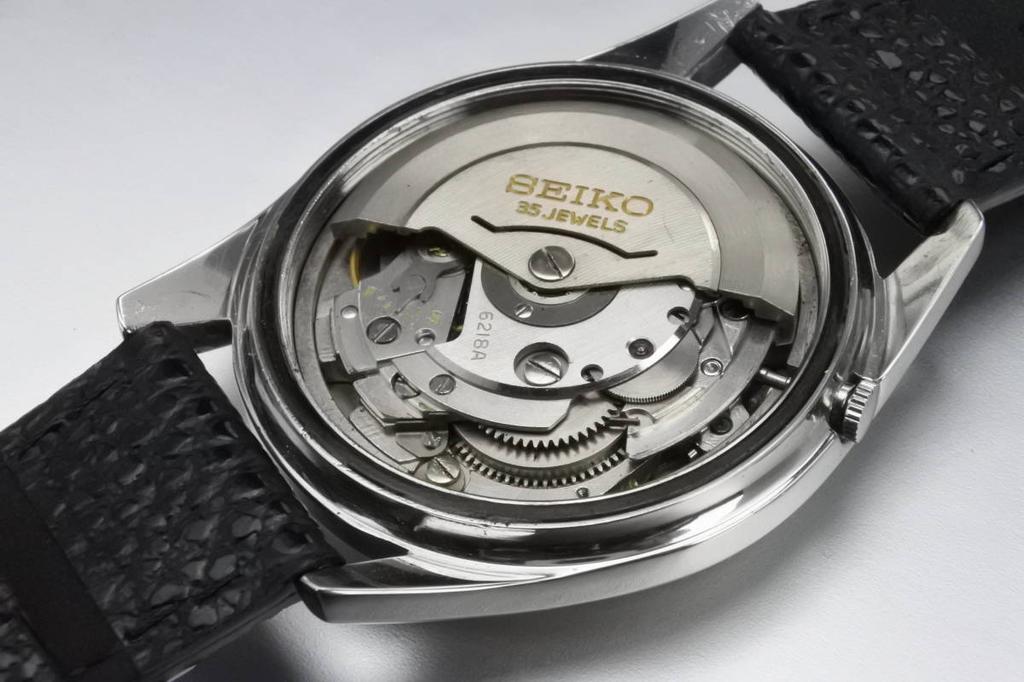 A masterpiece from a bygone 1964 SEIKO SeikoMatic Weekdater 35 Jewels Automatic Watch era Ref. 6218-8971 Men's Excellent Condition