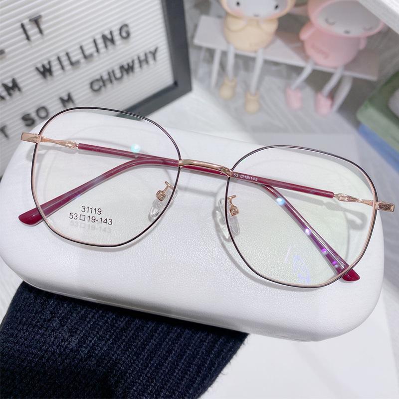 

Металлическая оправа для очков в стиле ретро. Мужская и женская модная многоугольная оправа. Очки могут быть оснащены защитой от близорукости.