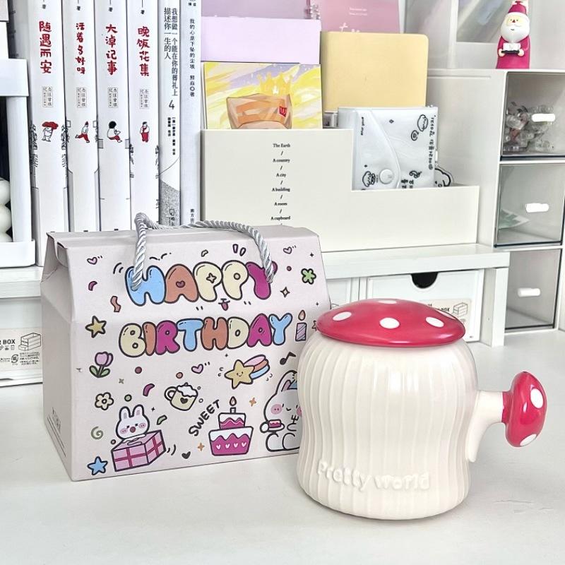 Hochwertige süße Pilztasse mit Deckel Mädchenherz Wasserbecher Keramiktasse mit großem Fassungsvermögen Mädchen Geburtstagsgeschenk