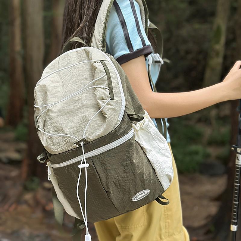 Stilvoller Damen-Farbblock-Leichtrucksack für Outdoor-Sport, Wandern, Radfahren und Reisen