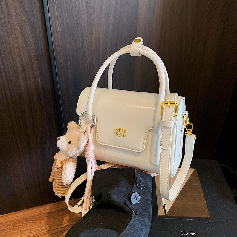 Portable Small Bag Women's New High-end Niche Messenger Bag Fashionable Versatile Small Square Bag