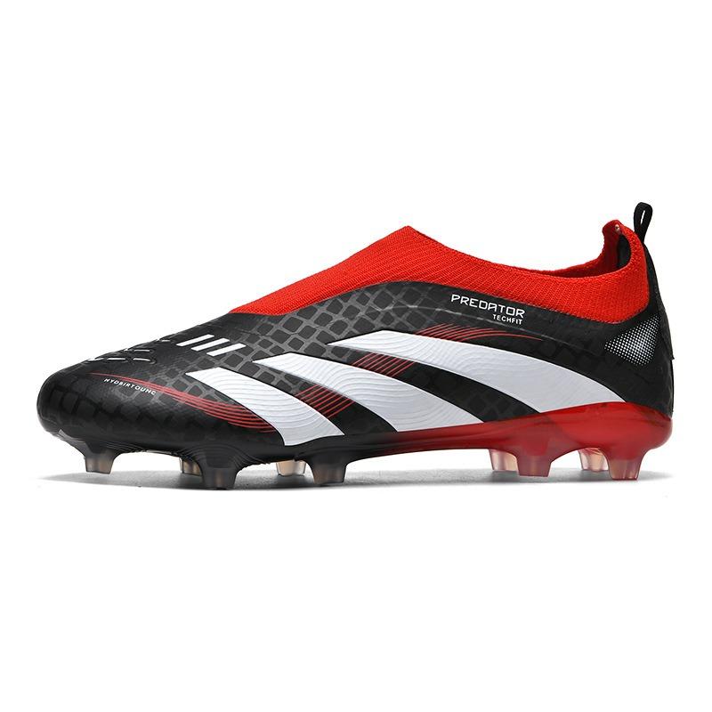 Nye fotballsko med lange, ødelagte pigger og lav topp for menn og kvinner, ungdomssport-treningssko