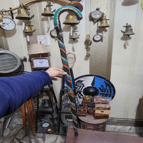 

Роскошная ручная работа Латунная трость 93,98 см Камень Латунная работа Дизайнерская ручка Коллекционная трость джентльмена Элегантный подарок