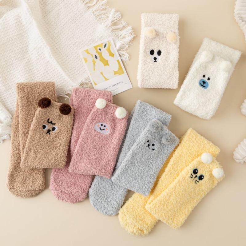Winter and Autumn Elongated Knee-length Socks, Coral Fleece Women's Socks, Cartoon Embroidered Animal Women's Socks, Thick and Warm Socks