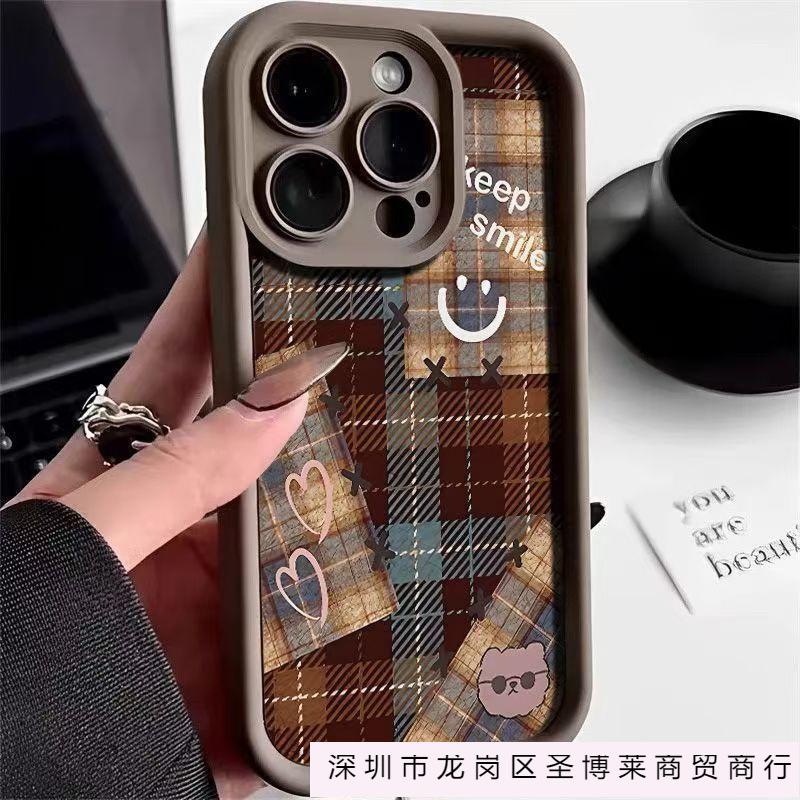 Plaid Love Smiley Face Is Suitable for Apple 16 Mobile Phone Case iPhone17Pro New 15Pro Advanced 14 Anti-drop 13