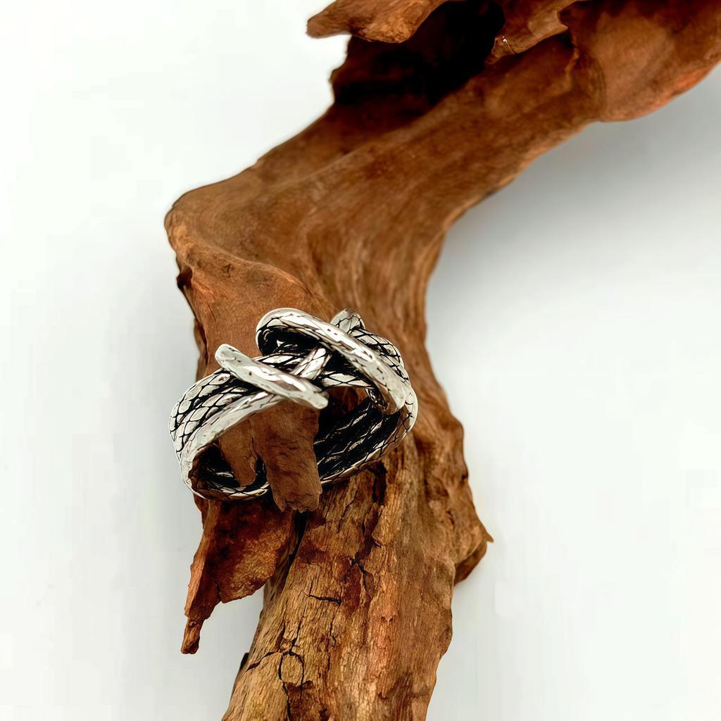 High-End Retro Rope Strap Ring: Trendy Hip Hop Couple Style