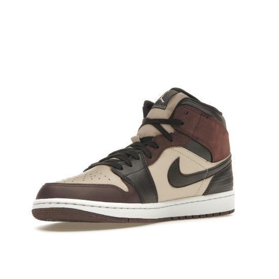 Air Jordan 1 Mid SE Paris YMCA Uomo Scarpe da ginnastica Marrone Velluto-Marrone Terra FZ4359-200