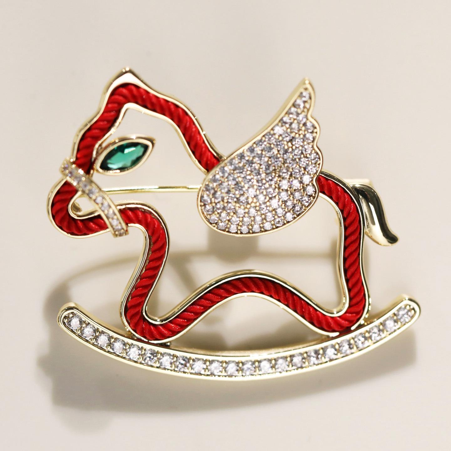 Bo Xin Yun Cute Cartoon Red Rope Wooden Horse Brooch - Creative Sweater Shirt Pin Corsage