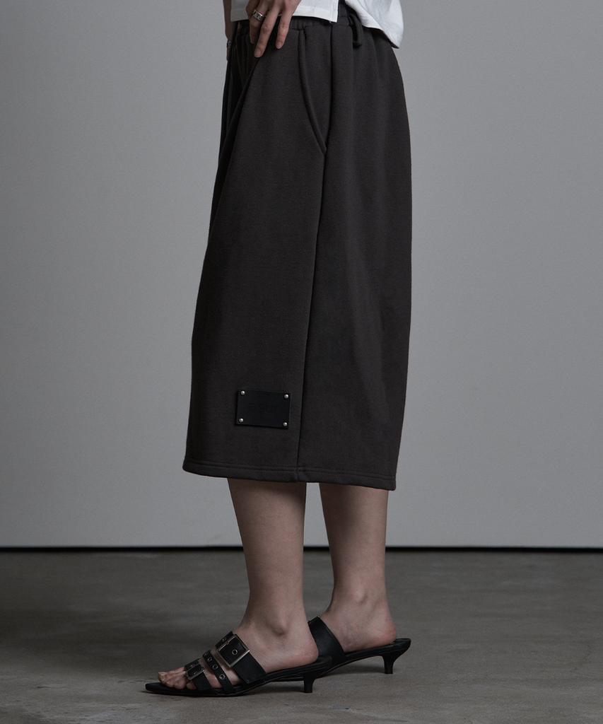 Aejeuyua Sagging Flare Bermuda Pants Charcoal