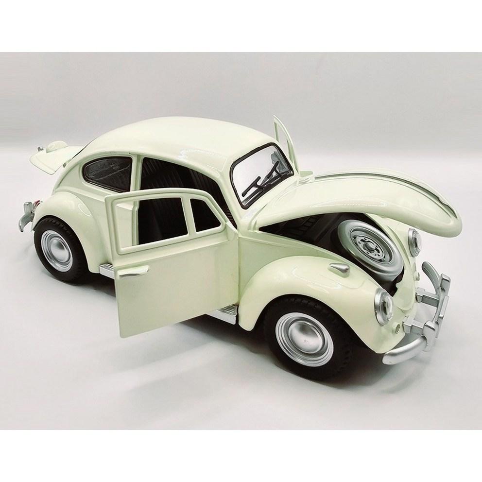 Volkswagen Beetle Classic 1:18 Scale Die-cast Model Car