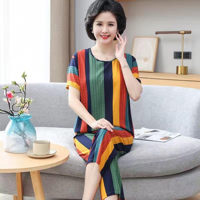 Ice Silk Suit Pajamas Women's Summer Short-sleeved Middle-aged Casual Wear Can Be Worn Outside Mother's Thin Two-piece Set