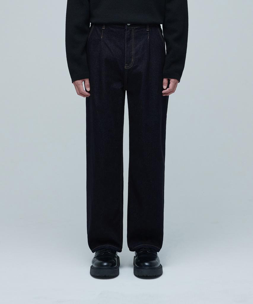 Musinsa Standard One-Tuck Loose Tapered Denim Pants [Deep Indigo]
