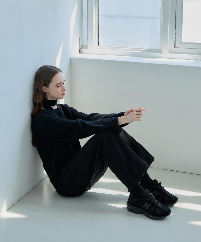 KNOWING Alpaca Muffler Knit (Black)