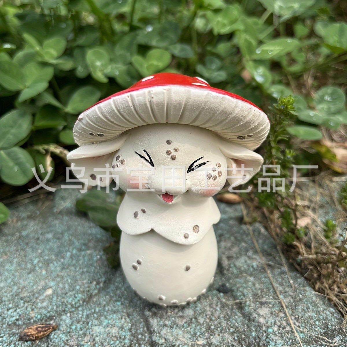 

Creative New Cute Doll Mushroom Plant Applicable Garden Garden Tabletop Ornaments Resin Crafts