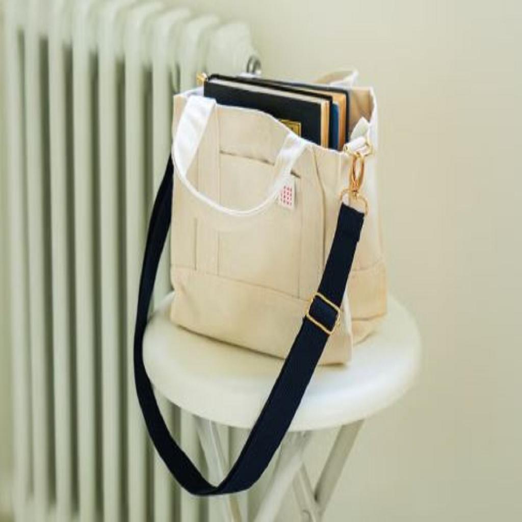Daiso Strap Mini Crossbody Bag - Navy