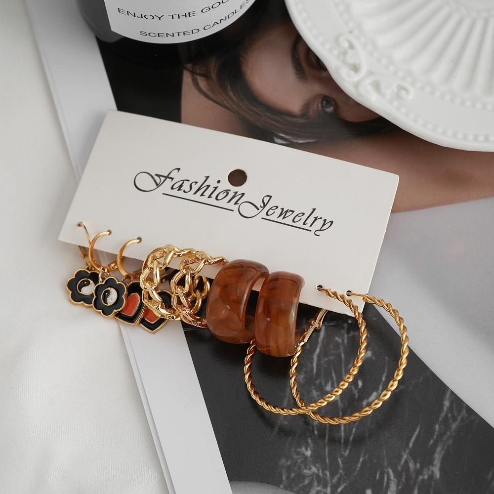 Love Lovely Earrings Women's Versatile Earrings Party LARGE PENDANT Hollowed Out Elegant Fashion Earring Set