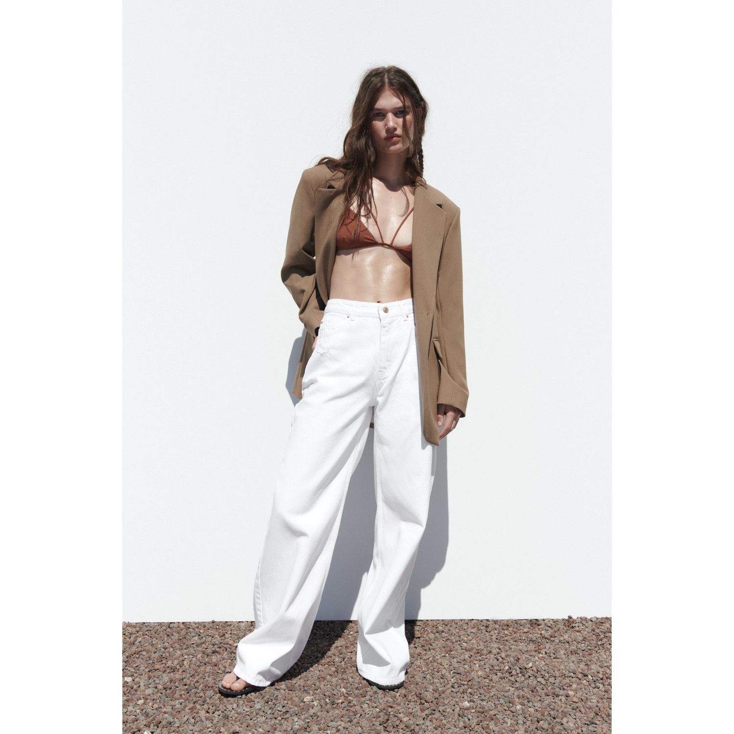 

Z1975 HIGH-RISE STRAIGHT JEANS