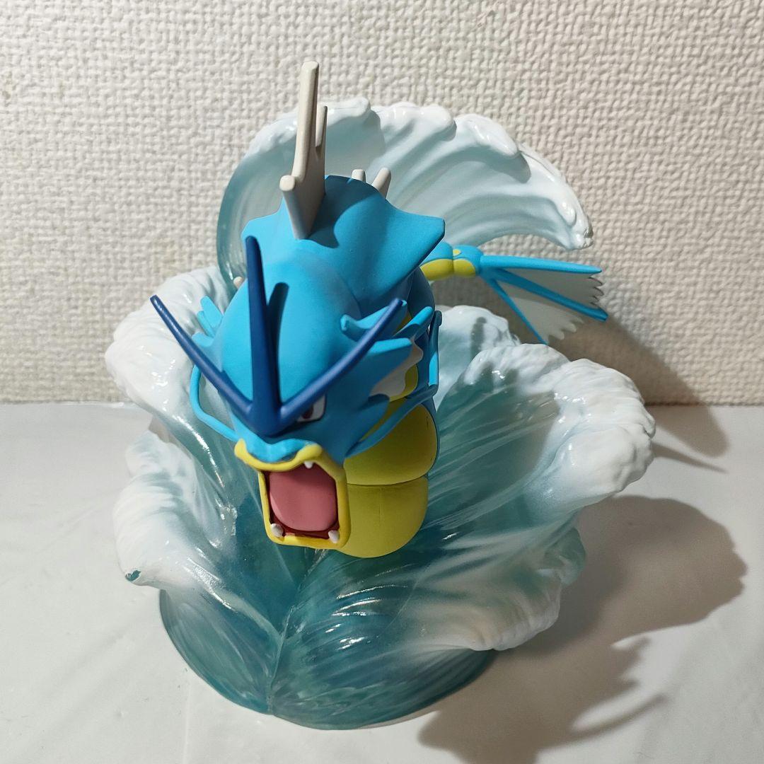 

[USED] Hyper Beam Pokémon Figure Gyarados