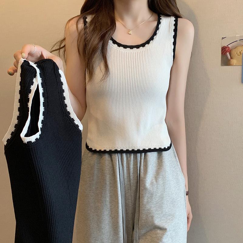 Knit Small Halter Vest Women's Summer New Inside with A Base Shirt Sexy Sweet Spice French Short Top
