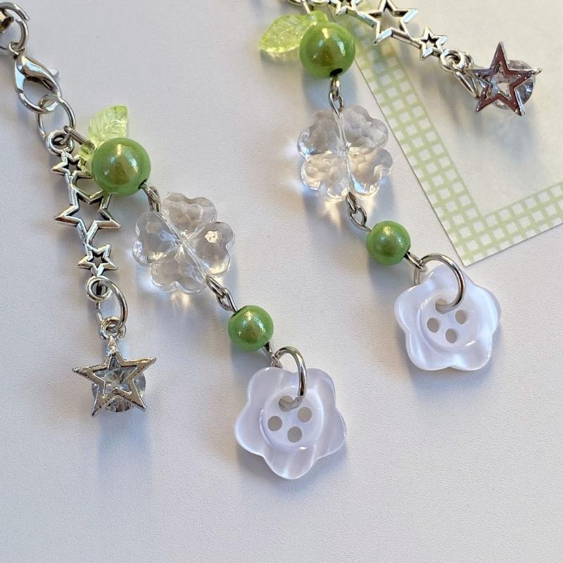 Fashionable Four Leaf Grass Keychain Button Inspired Beaded Charm Hanging Pendant Korean Style Decoration