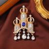 Retro Court Style Castle Brooch: Elegant Women's Rhinestone Tassel Coat Pin Accessory