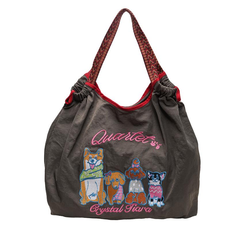Versatile Tote Bag Women's New Casual Shoulder Bag Fashion Cartoon Travel Large-capacity Portable Commuter Bag